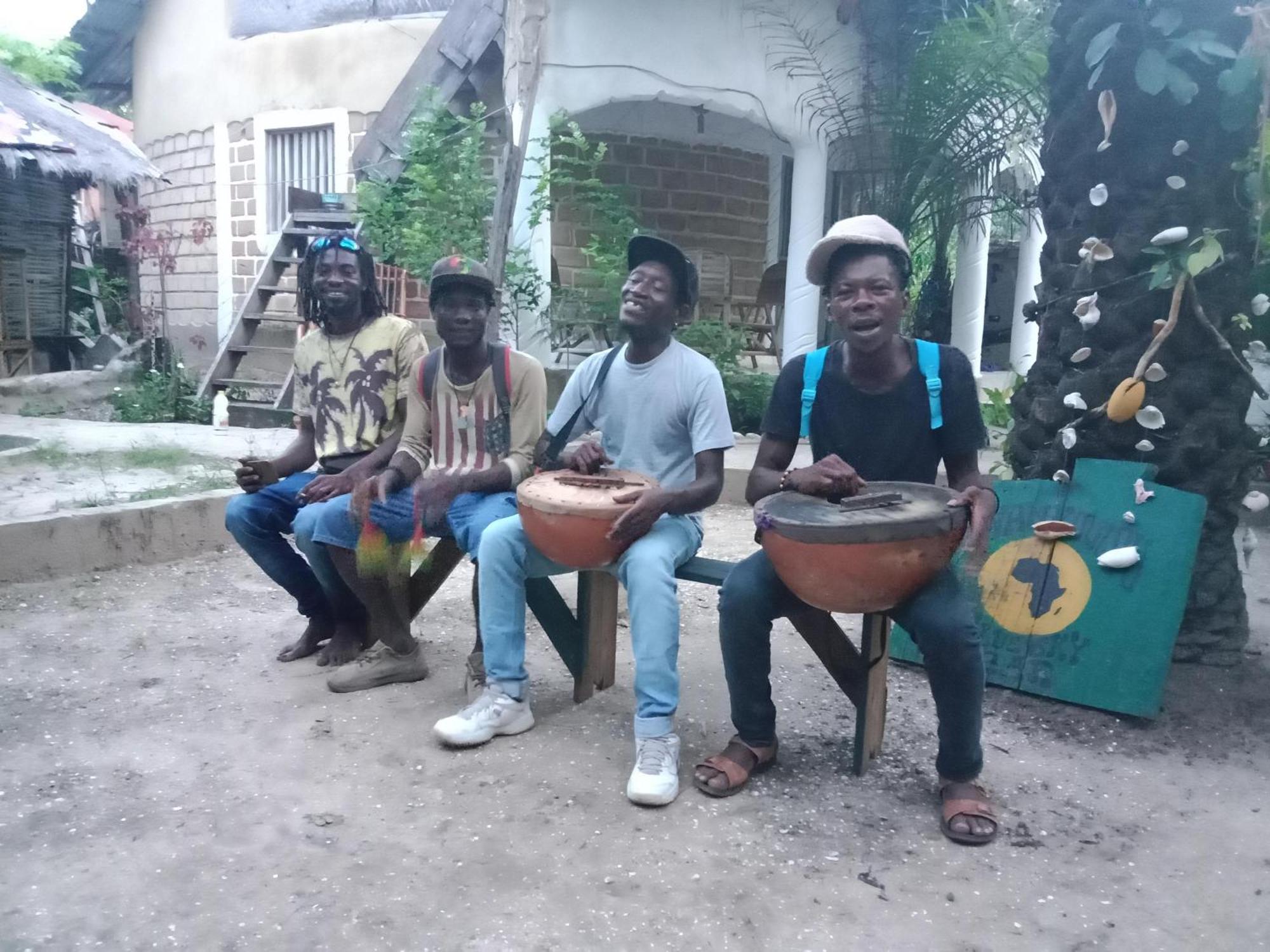 Abémé Chez Bethy & Baboulaye Jungle Et Oceanヴィラ エクステリア 写真
